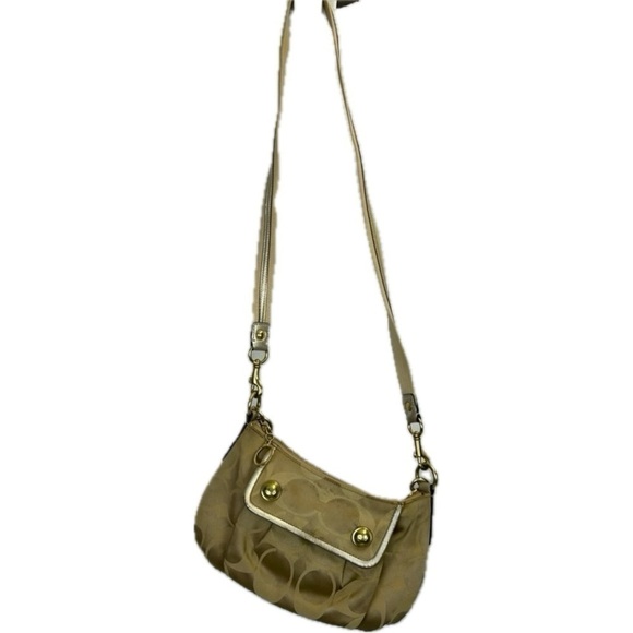 Coach Signature “C” Poppy Groovy Crossbody Purse - Picture 14 of 16